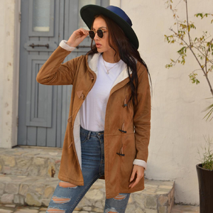 Kvinders varm ruskind frakke