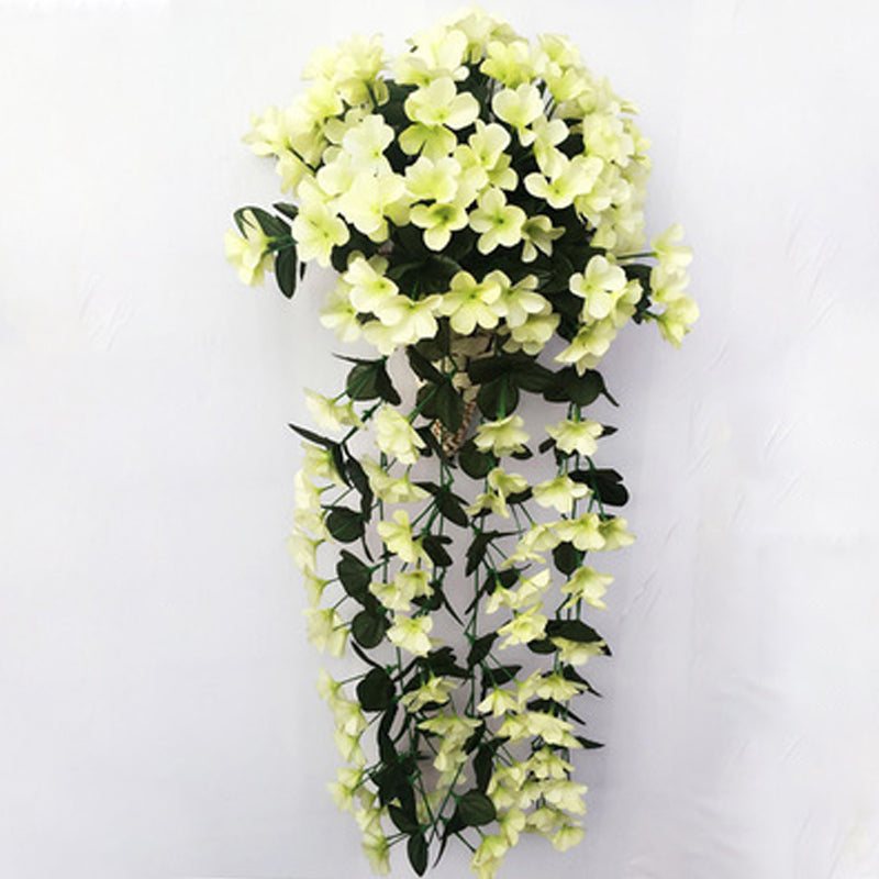 Kunstig blomsterkurv til ophængning