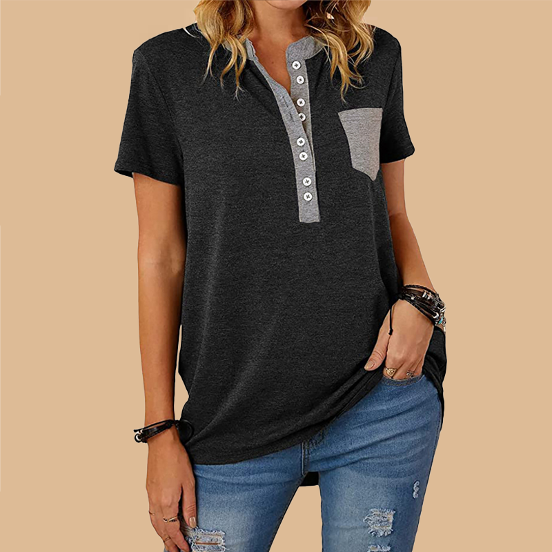 T-shirt med lomme og knapper