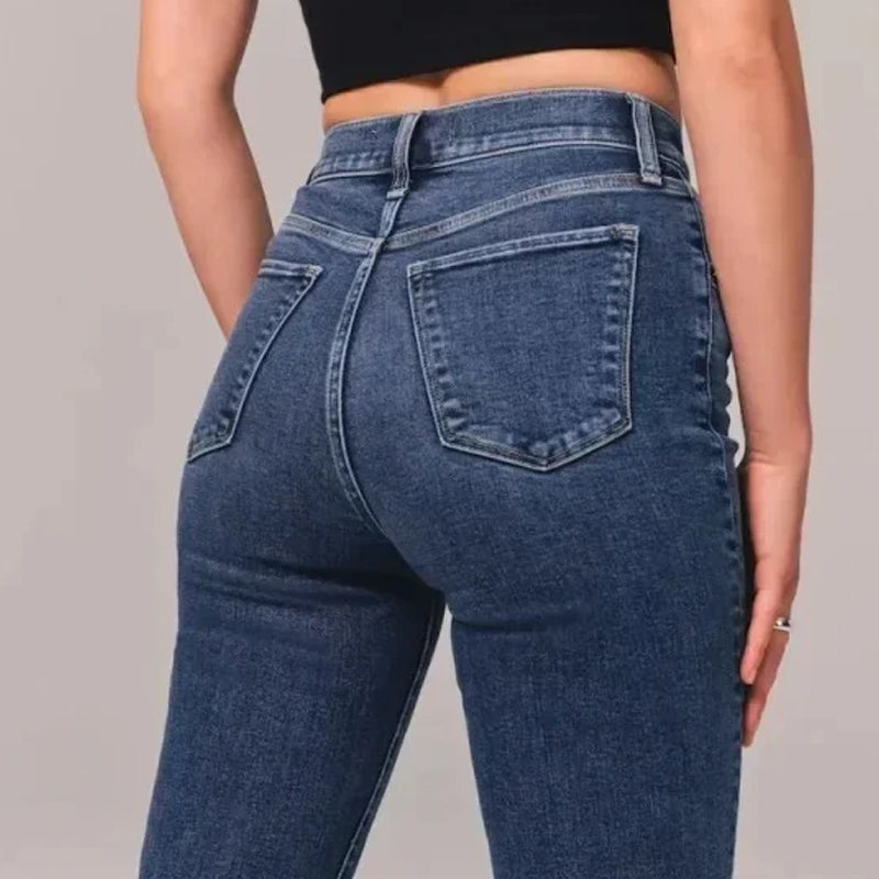 Højtaljede strækbare jeans med brede ben