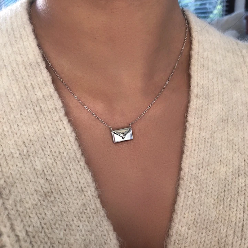 Metal konvolut halskæde