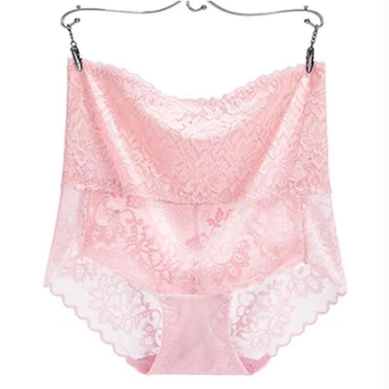 High-waisted lace panties
