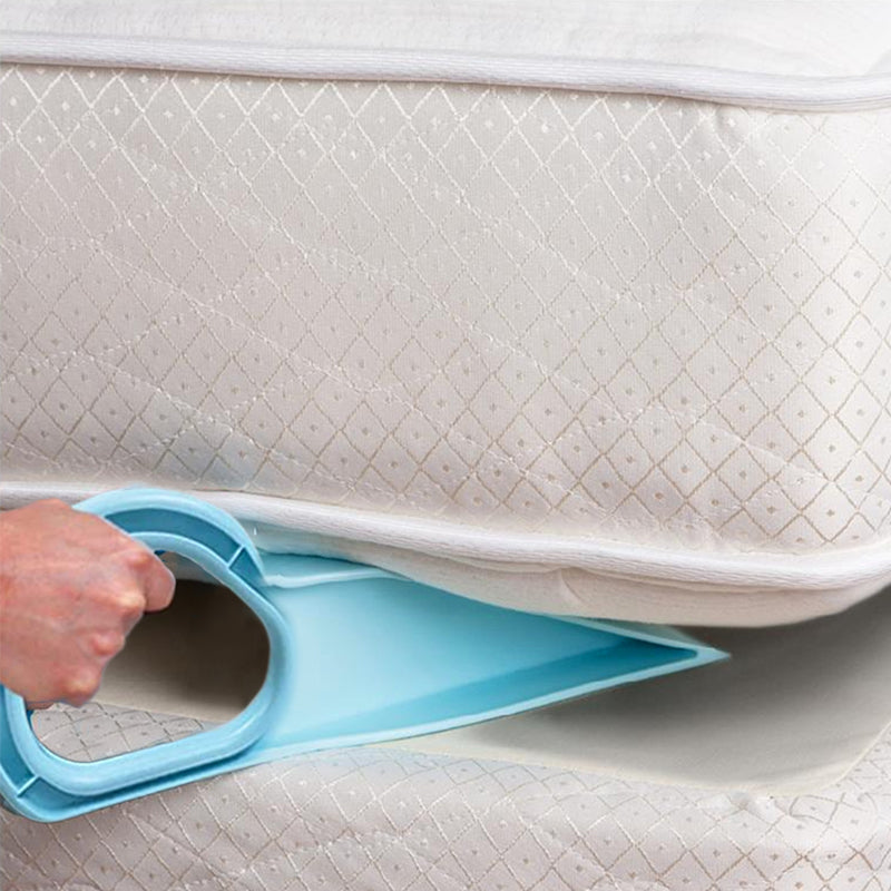 Handy værktøj til sengefremstilling og løft af madrasser