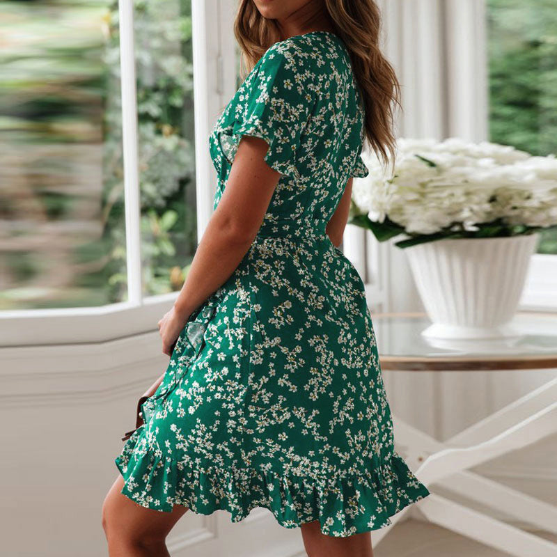 Blomstret kjole i chiffon med V-hals