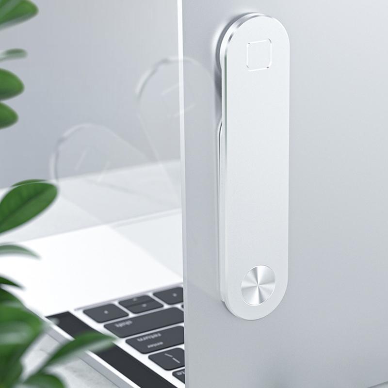 Justerbart udvidelsesbeslag til bærbar computer