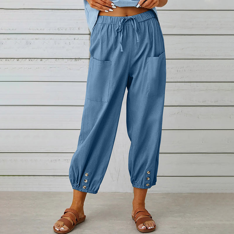 Loose trousers with a high waist