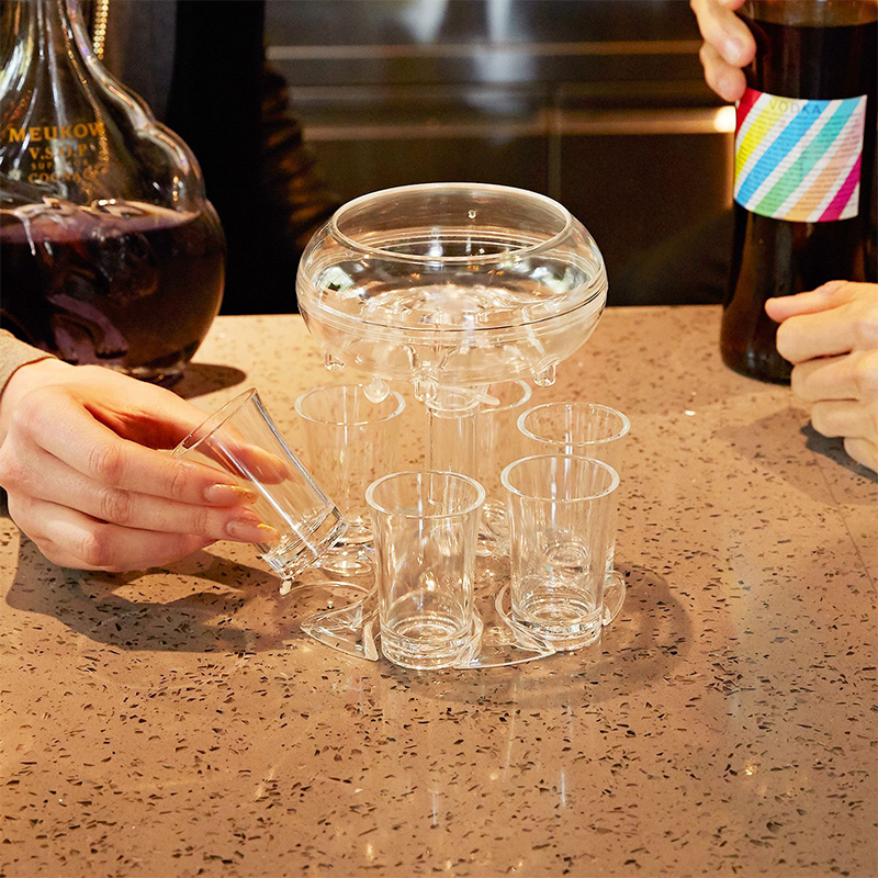 Dispenser og holder til 6 shotglas