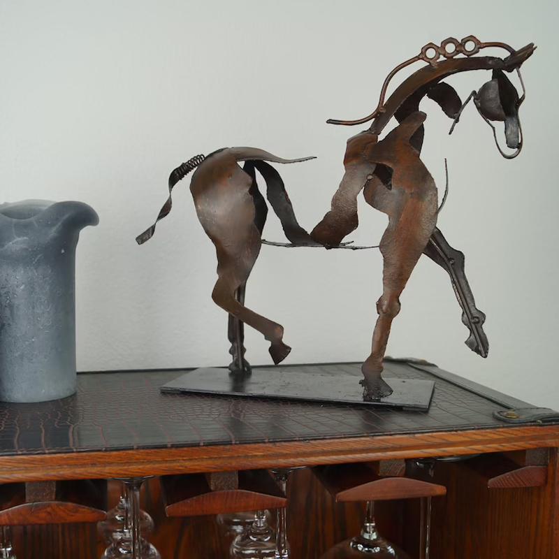 Adonis-Hesteskulptur