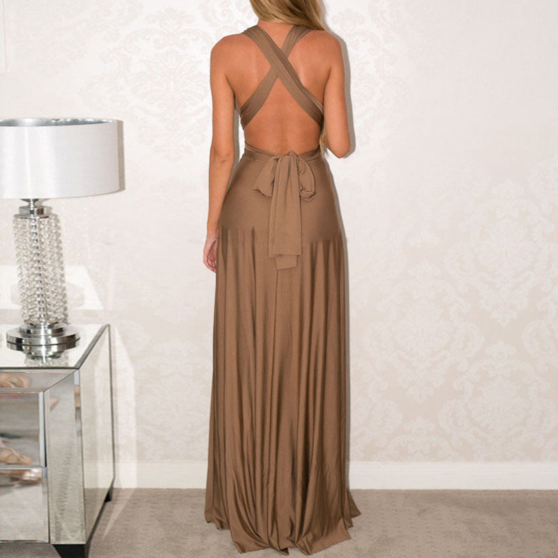 Rygløs kjole med bindestrop