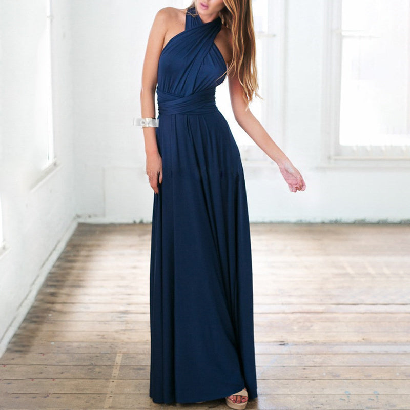 Rygløs kjole med bindestrop