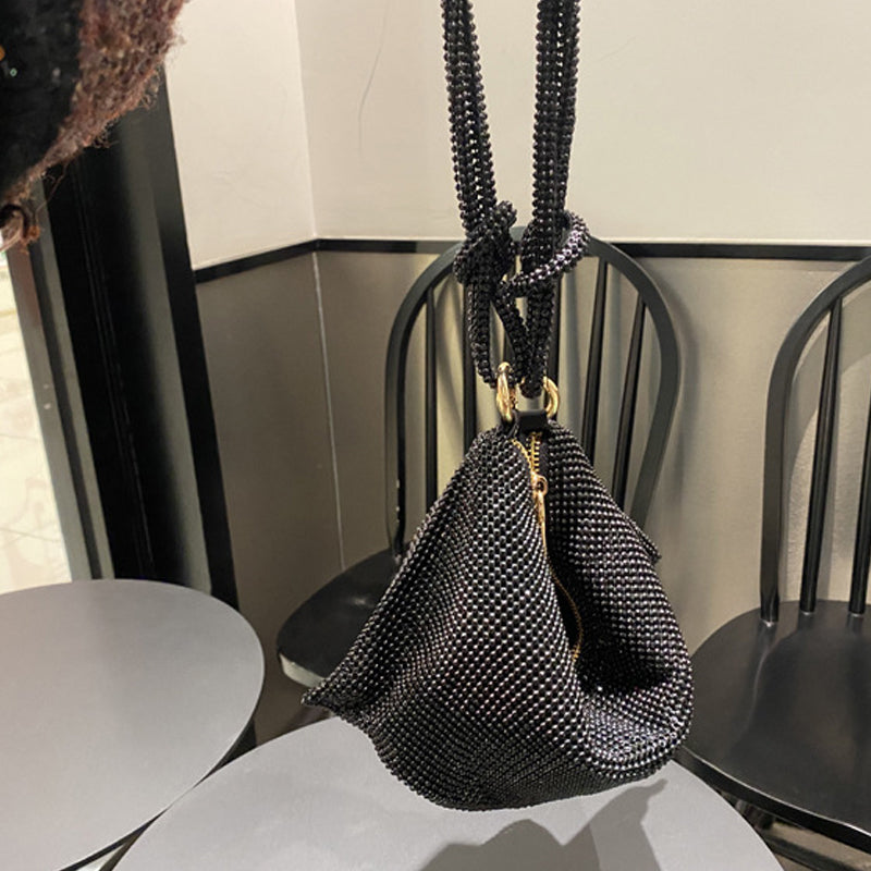 Luksuriøs designerhåndtaske med skinnende rhinsten