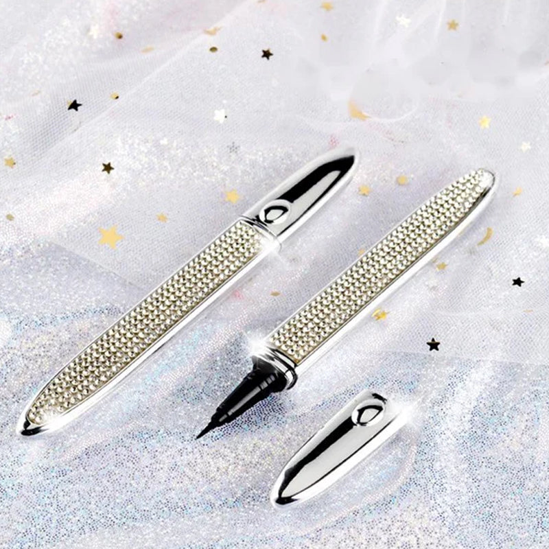Selvklæbende langtidsvirkende limstift til øjenvipper/eyeliner
