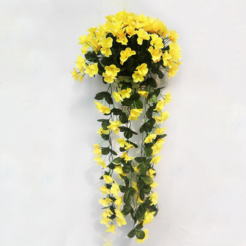 Kunstig blomsterkurv til ophængning